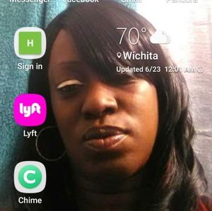 Meet your Posher, Alisa